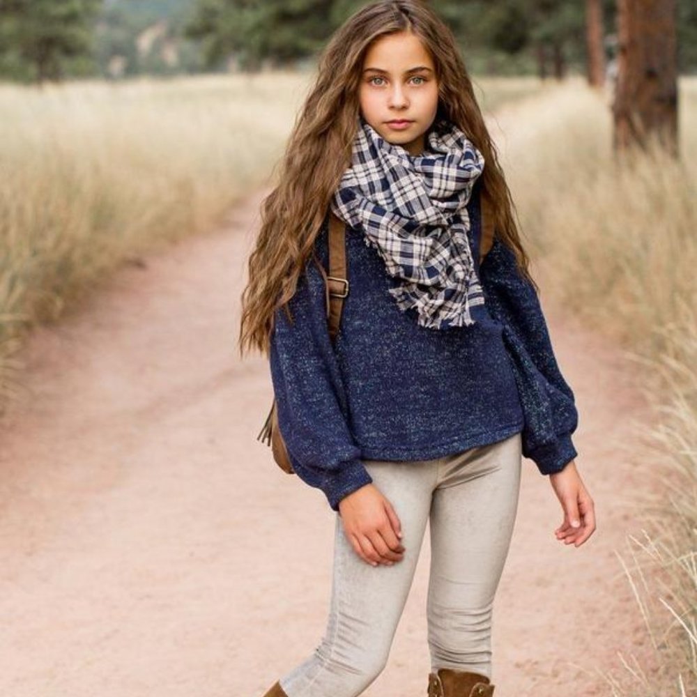 Tori Set in Navy